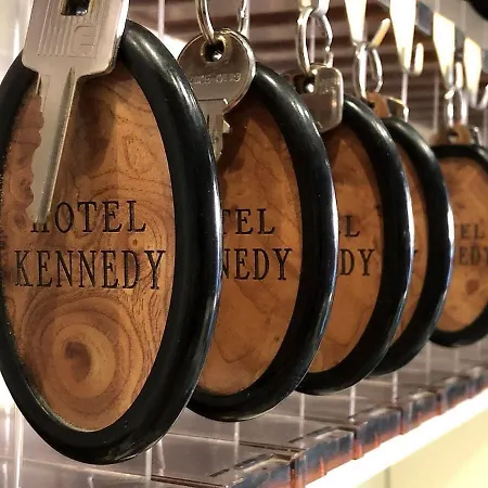 Kennedy ベラーリア・イジェア・マリーナ