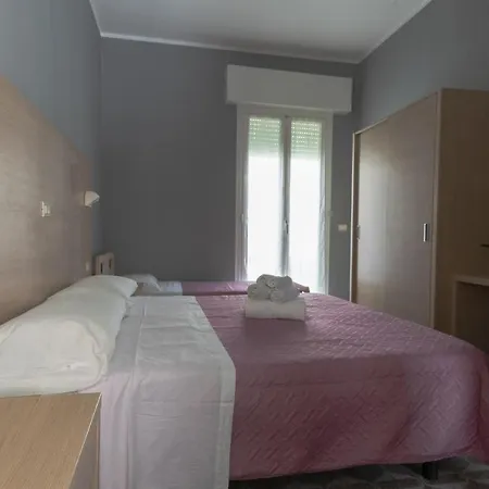 Hotel Kennedy 3*